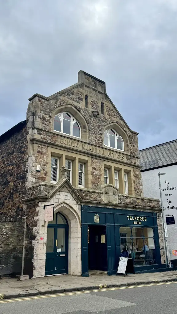Billy Minas_Telfords Bistro Ltd_Conwy_review