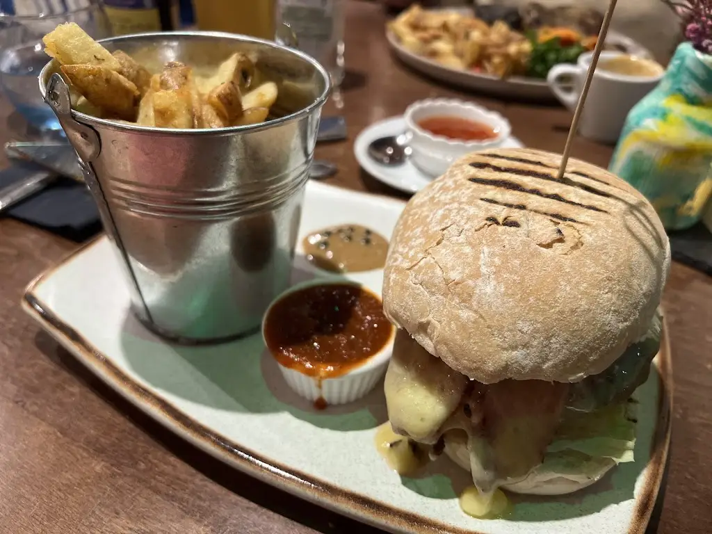 Pattra Pattarasakol_The Peppermill Conwy_Conwy_review