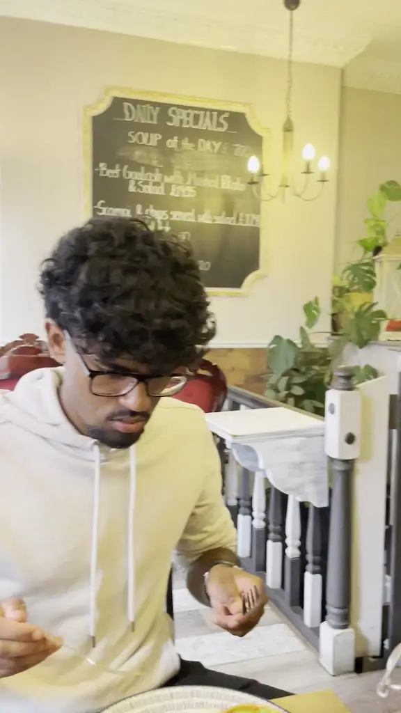 M & J Bistro_Conwy_slider_image_2