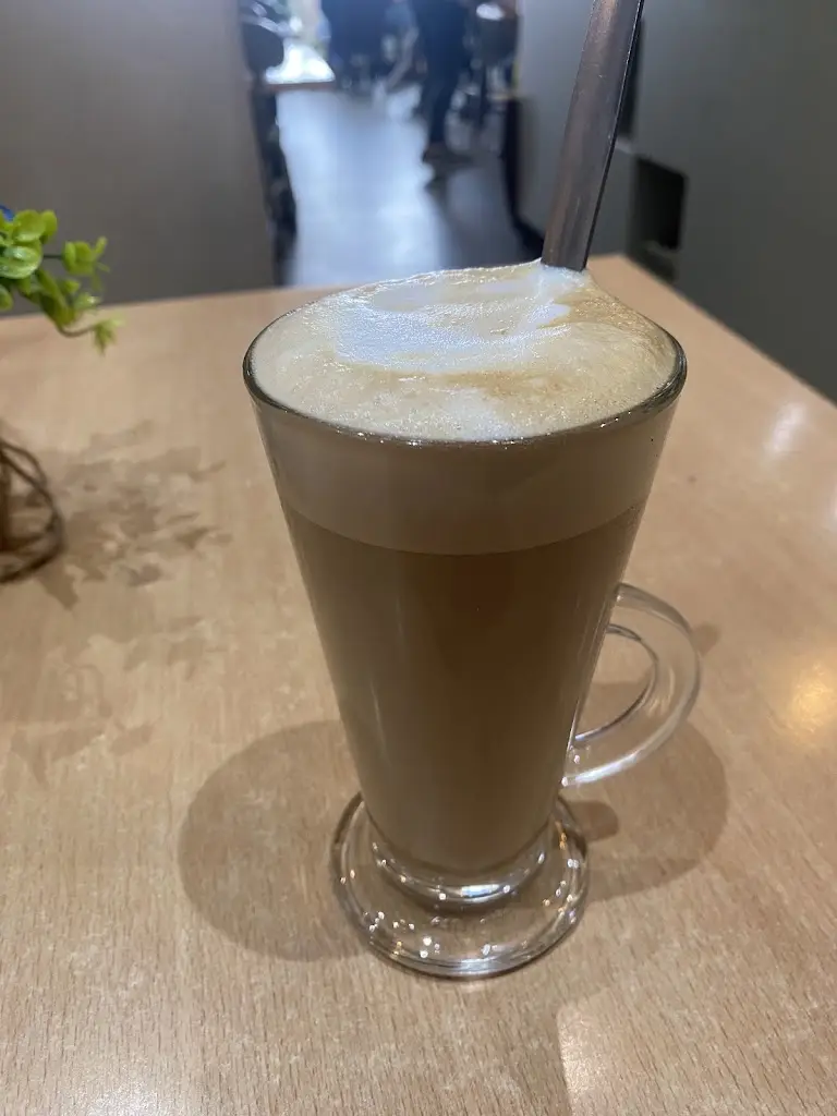 SkwiffeeKiwi_2 The Square_Conwy_review