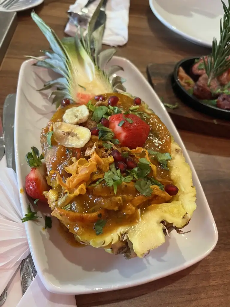 Shezizai Tom_Spice Safari Restaurant & Takeaway_Conwy_review