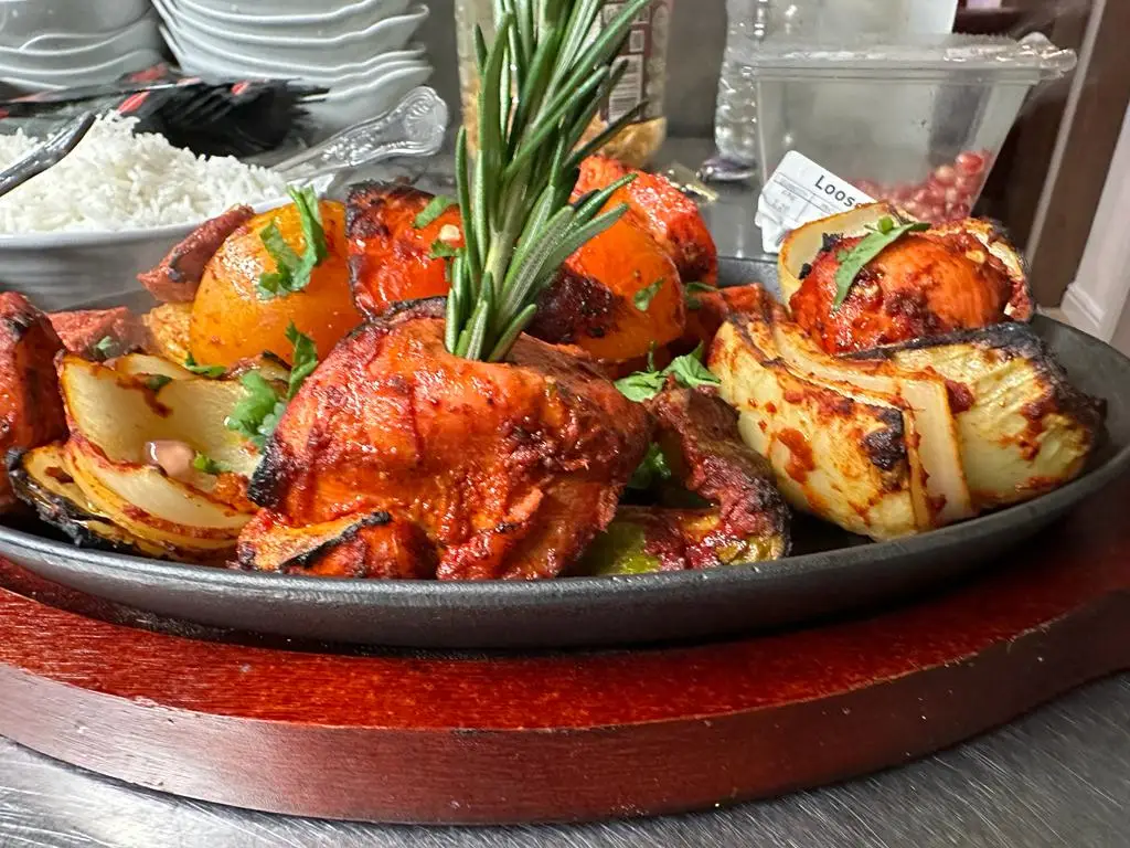 Spice Safari Restaurant & Takeaway_Conwy_slider_image_3