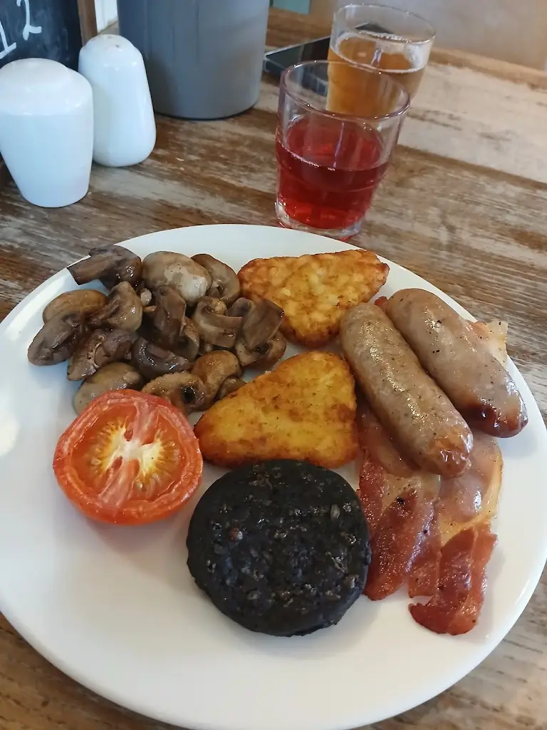 Jessica Forbes_Afon Conwy Brewers Fayre_Conwy_review