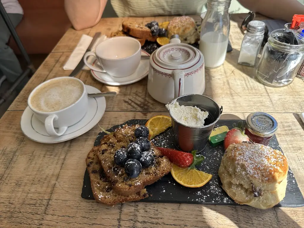 Conwy Pantry By Love To Eat_Conwy_slider_image_3