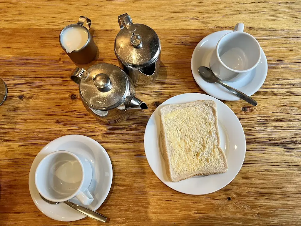 Menu_Fishermans Chip Shop_Conwy_image_8
