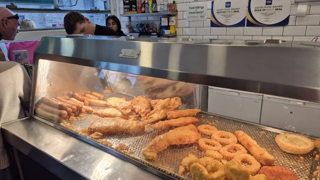 patricia lam_Fishermans Chip Shop_Conwy_review
