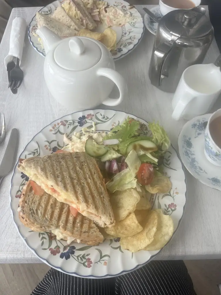 Nancy Davies_The Tea Station_Conwy_review