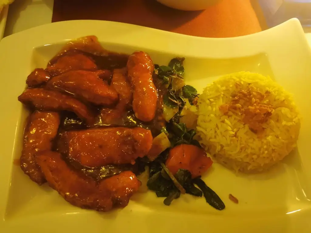 Friends Refined Indian Cuisine_Bishops Waltham_slider_image_2