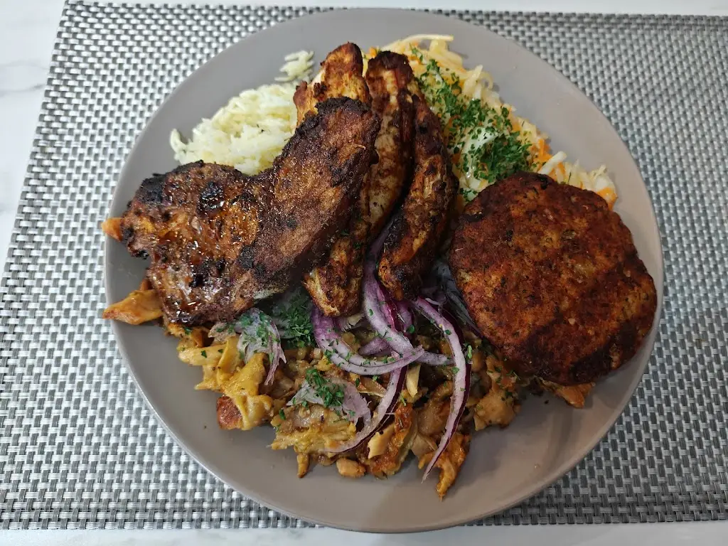 Menu_White Tower_Deganwy_immagine_6