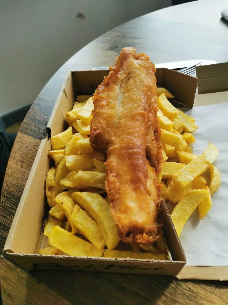 Harbour View Chip Shop & Cafe_Deganwy_slider_image_2