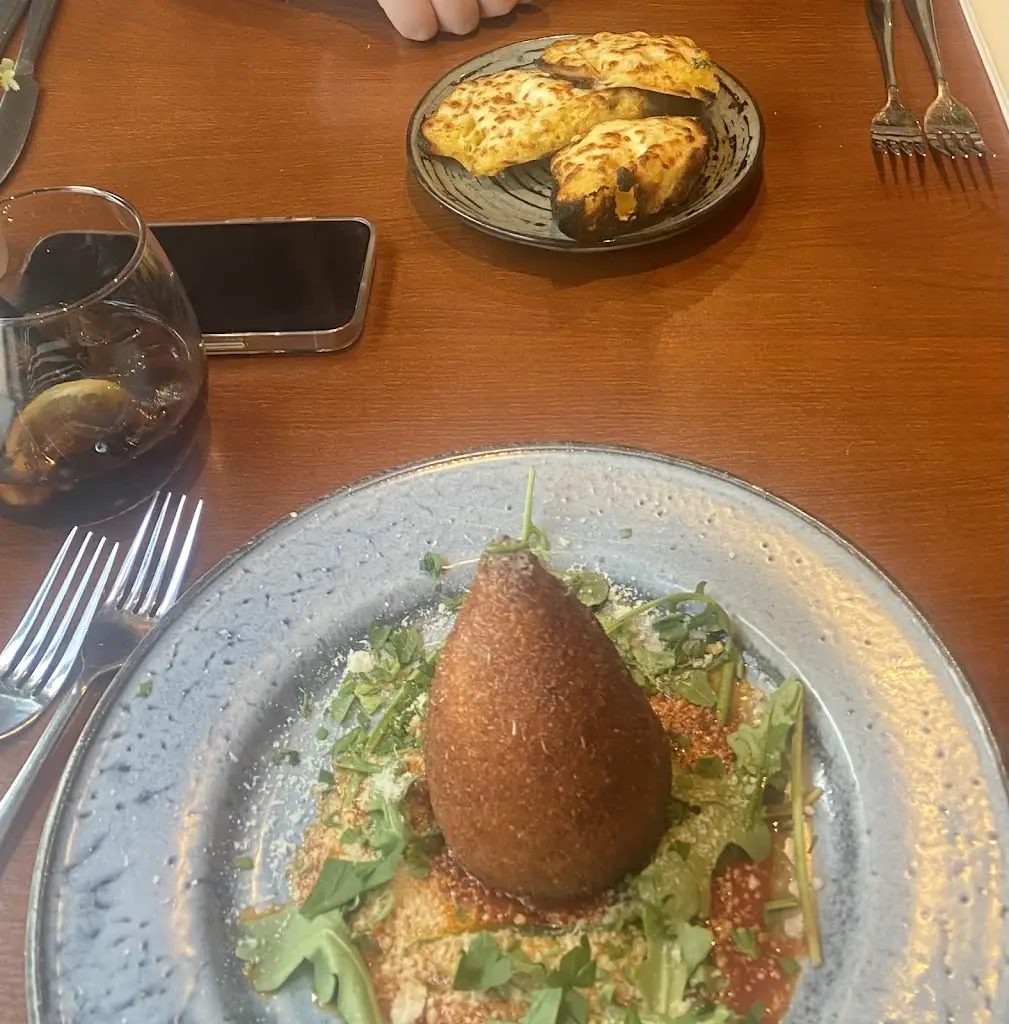 Samantha Craig_Portofino Ystrad Mynach_Gelligaer_recensione