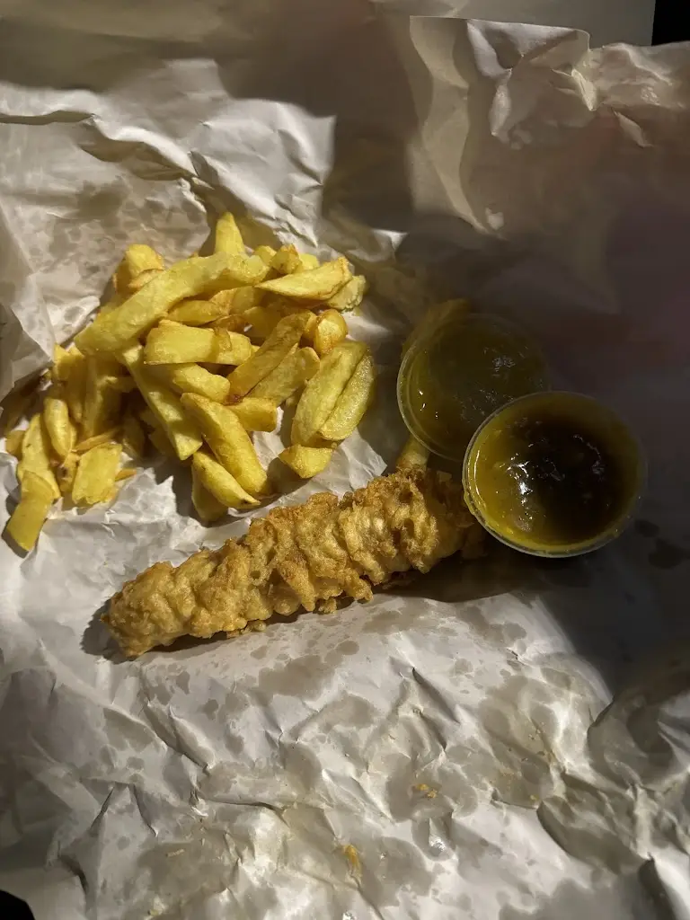 Paul's Plaice_Bishops Waltham_slider_image_3