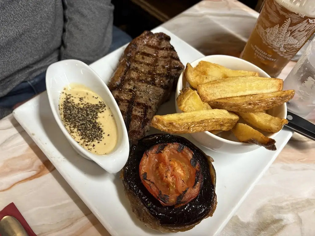 Shirley Silver_Y Sospan_Dolgellau_review