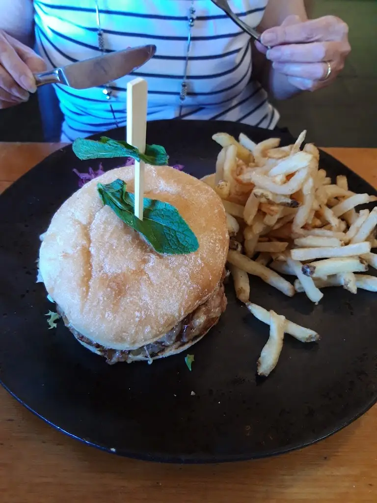 Menu_Cross Foxes_Dolgellau_image_8