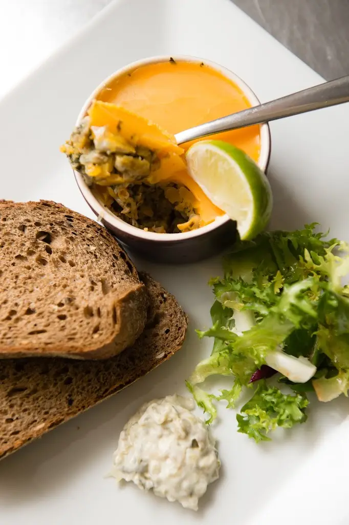 Cross Foxes_Dolgellau_slider_image_3