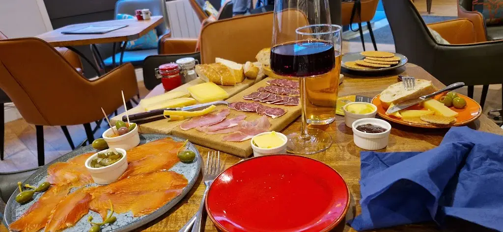 Menu_The Fork, Cork and Feathers_Dolgellau_image_5