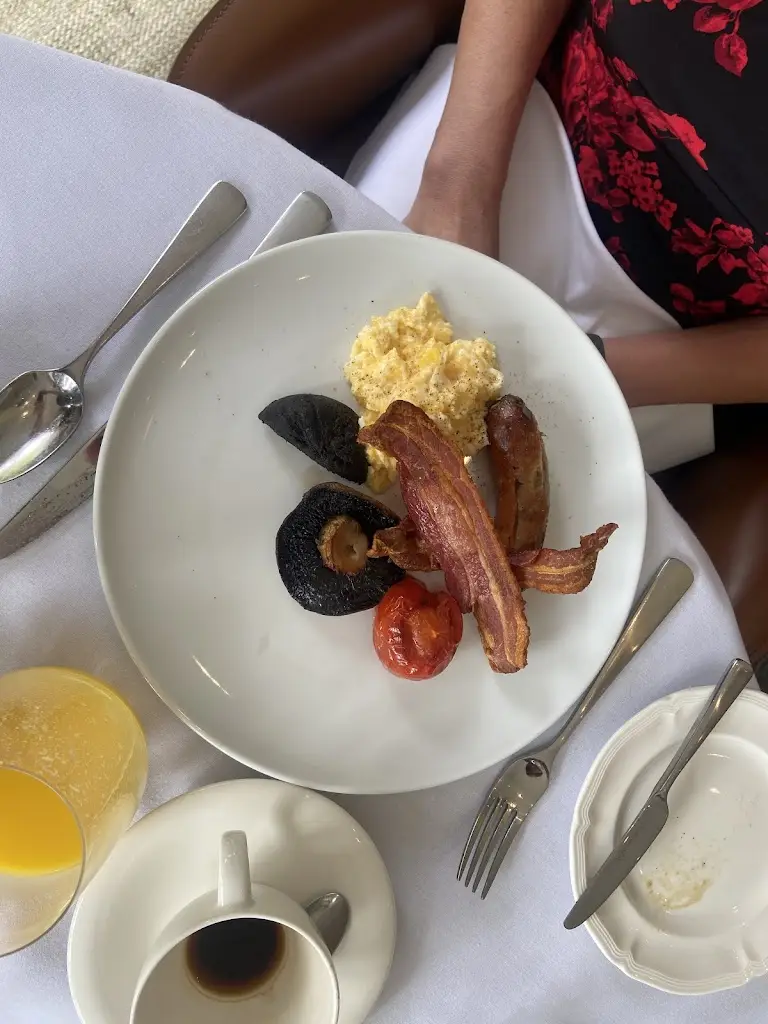 Menu_Llygad yr Haul Garden Room Restaurant, Penmaenuchaf Hall Hotel_Dolgellau_image_2