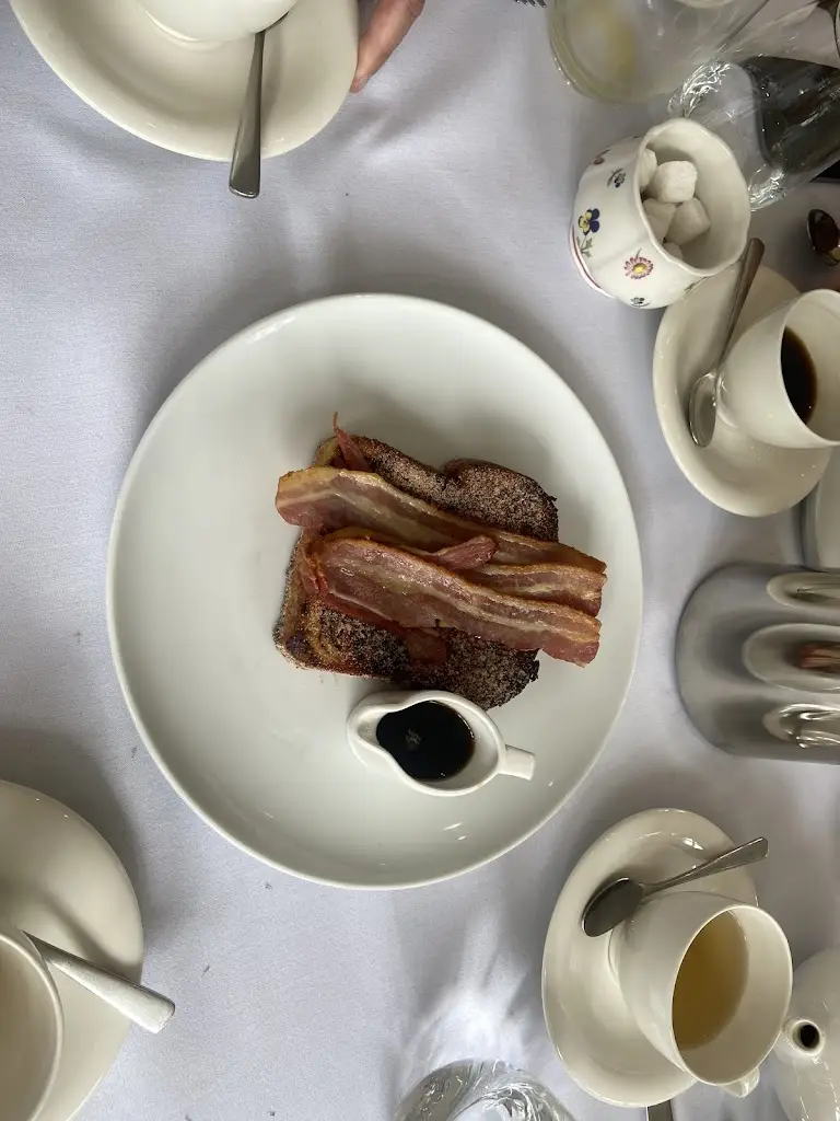 Menu_Llygad yr Haul Garden Room Restaurant, Penmaenuchaf Hall Hotel_Dolgellau_image_4