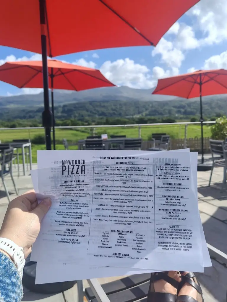 Menu_Mawddach Pizza_Dolgellau_image_4