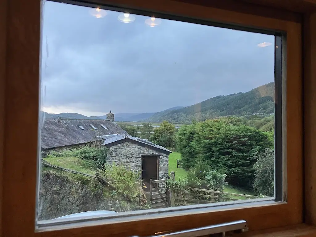 Ellie Vinter_Mawddach Pizza_Dolgellau_review