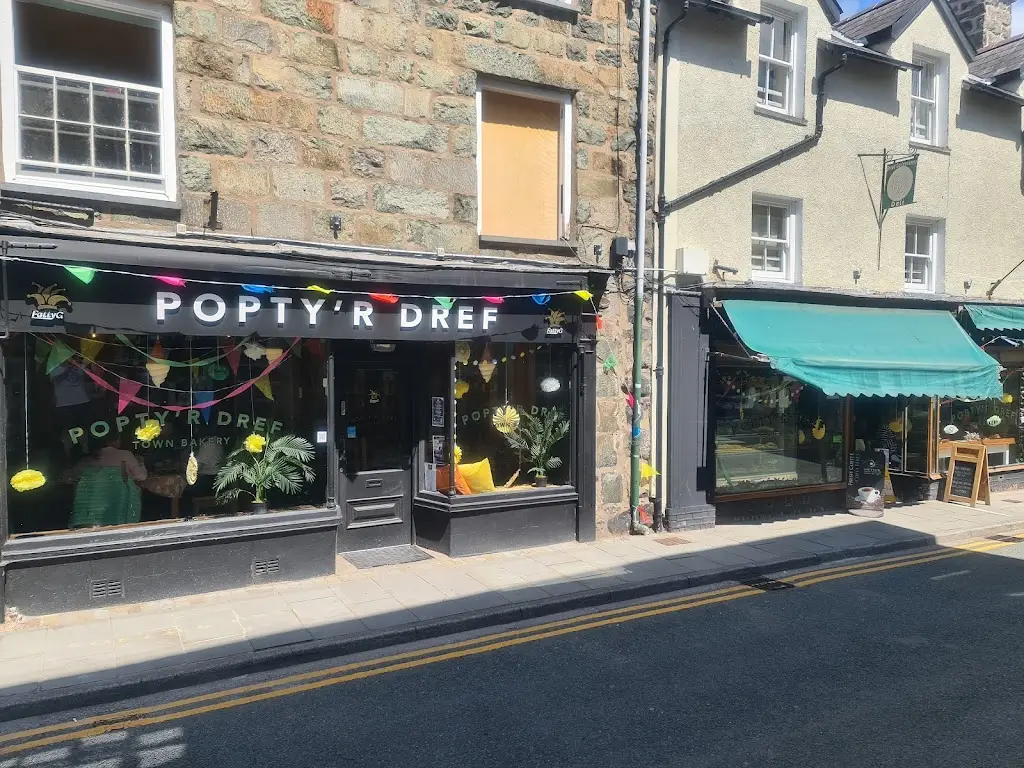 Popty'r Dref_Dolgellau_slider_image_1