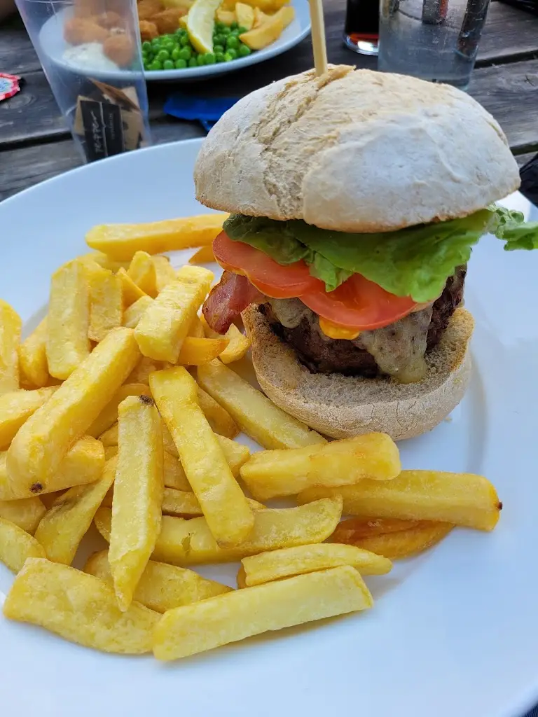 Menu_The Hampshire Bowman_Bishops Waltham_image_9