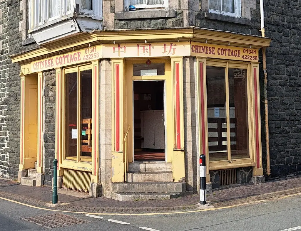 Chinese Cottage_Dolgellau_slider_image_2