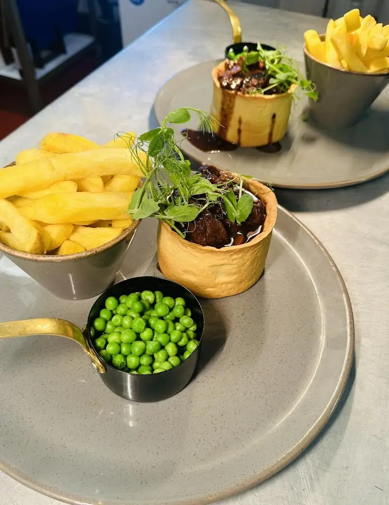 Menu_The Bridgend Inn_Govilon_image_8