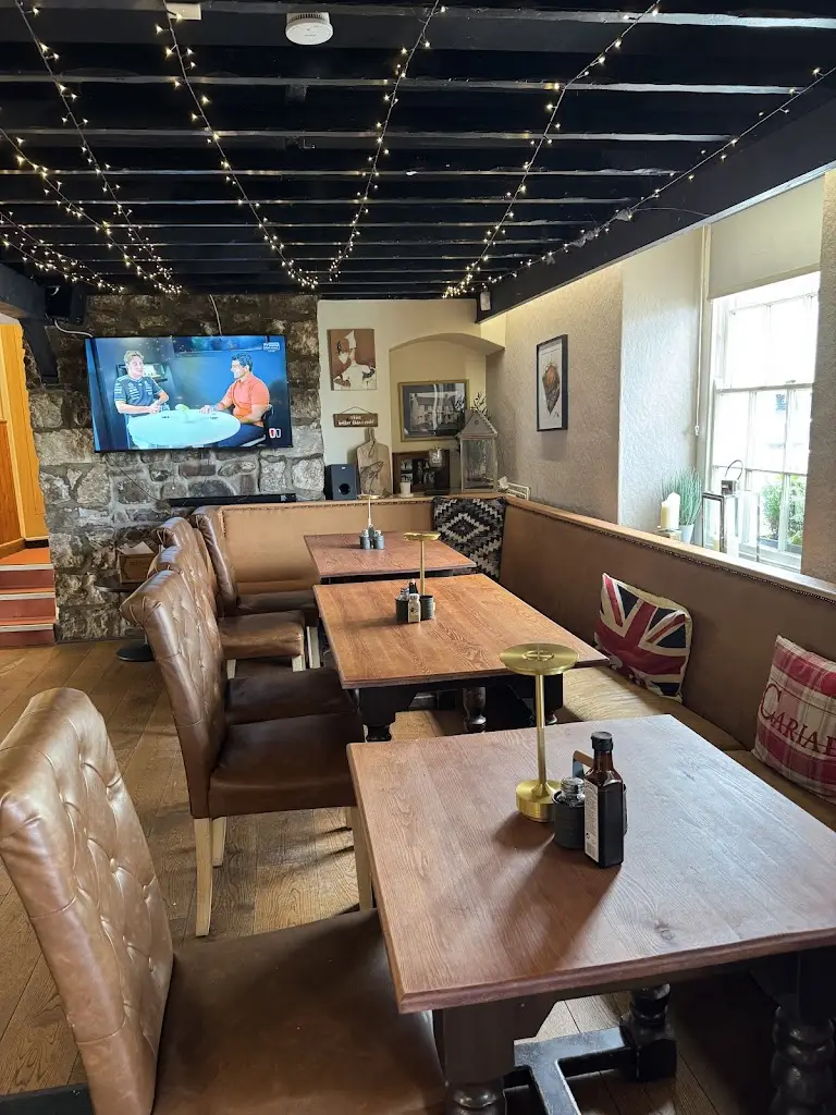 The Bridgend Inn restaurant in Govilon