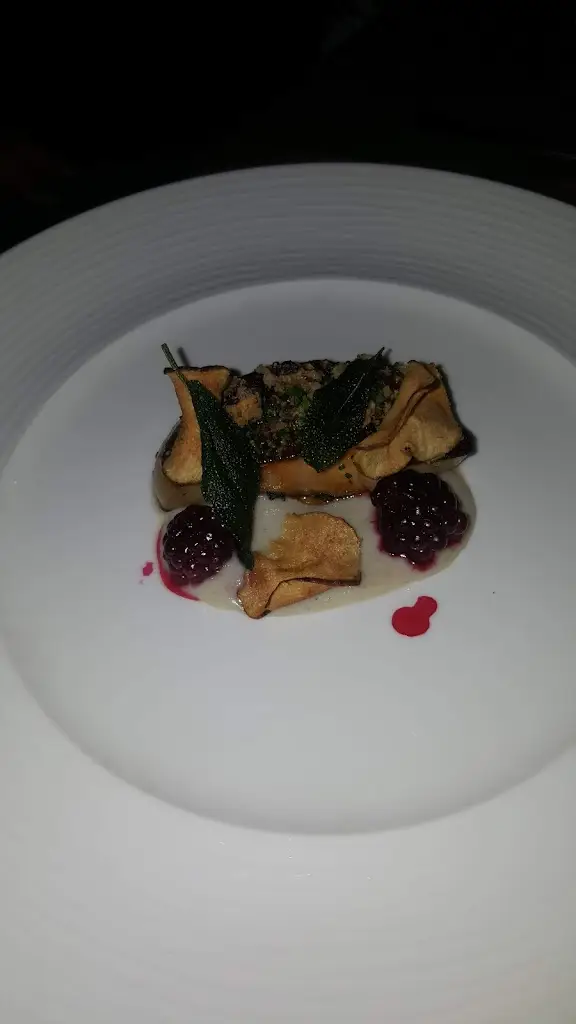 Menu_Lan y Môr Restaurant Saundersfoot_Glandwr_image_8