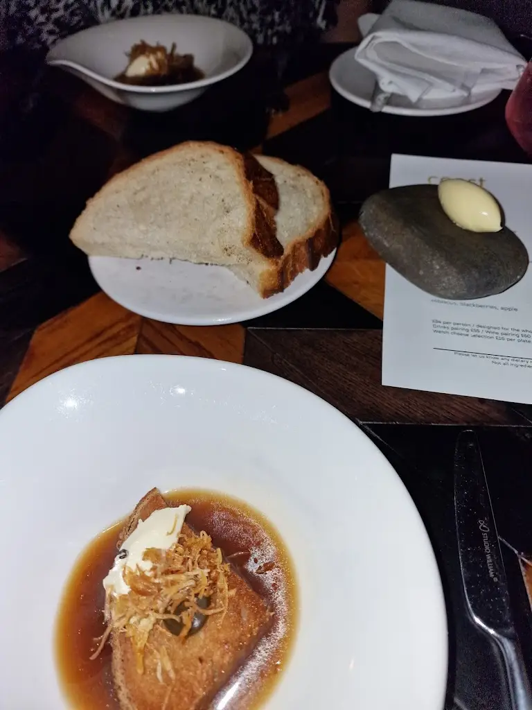 Menu_Lan y Môr Restaurant Saundersfoot_Glandwr_image_9