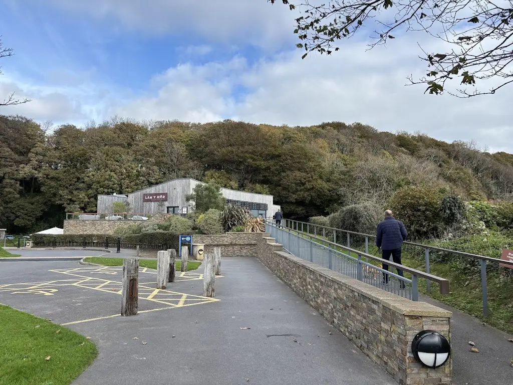Heather James_Lan y Môr Restaurant Saundersfoot_Glandwr_review