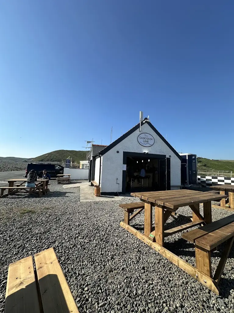 Leanne Parkin_The Landsker Line_Glandwr_review