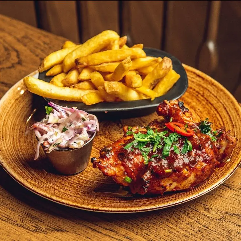 Lil' Afrikana Restaurant Aldridge_Aldridge_slider_image_3