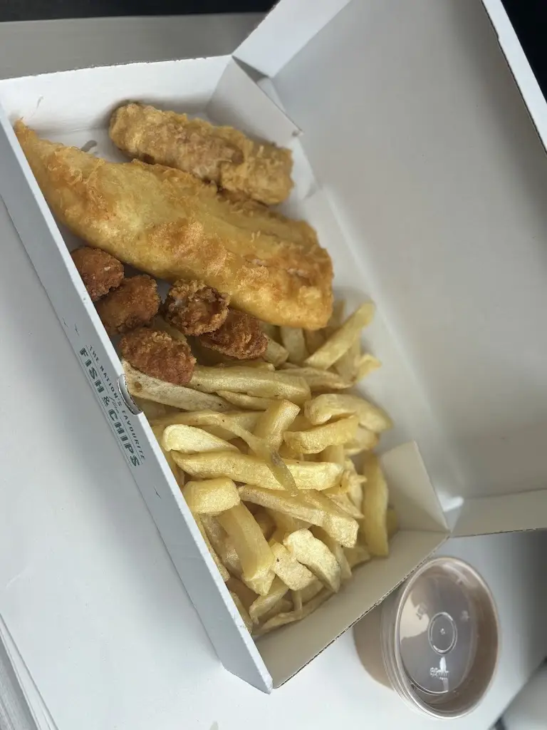 Menu_Gilfach’s Top Chippy & Cafe_Gilfach Goch_image_5