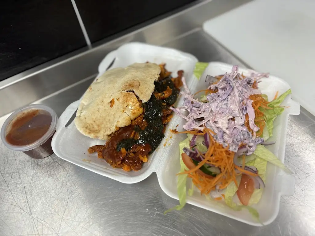 Gilfach’s Top Chippy & Cafe_Gilfach Goch_slider_image_3