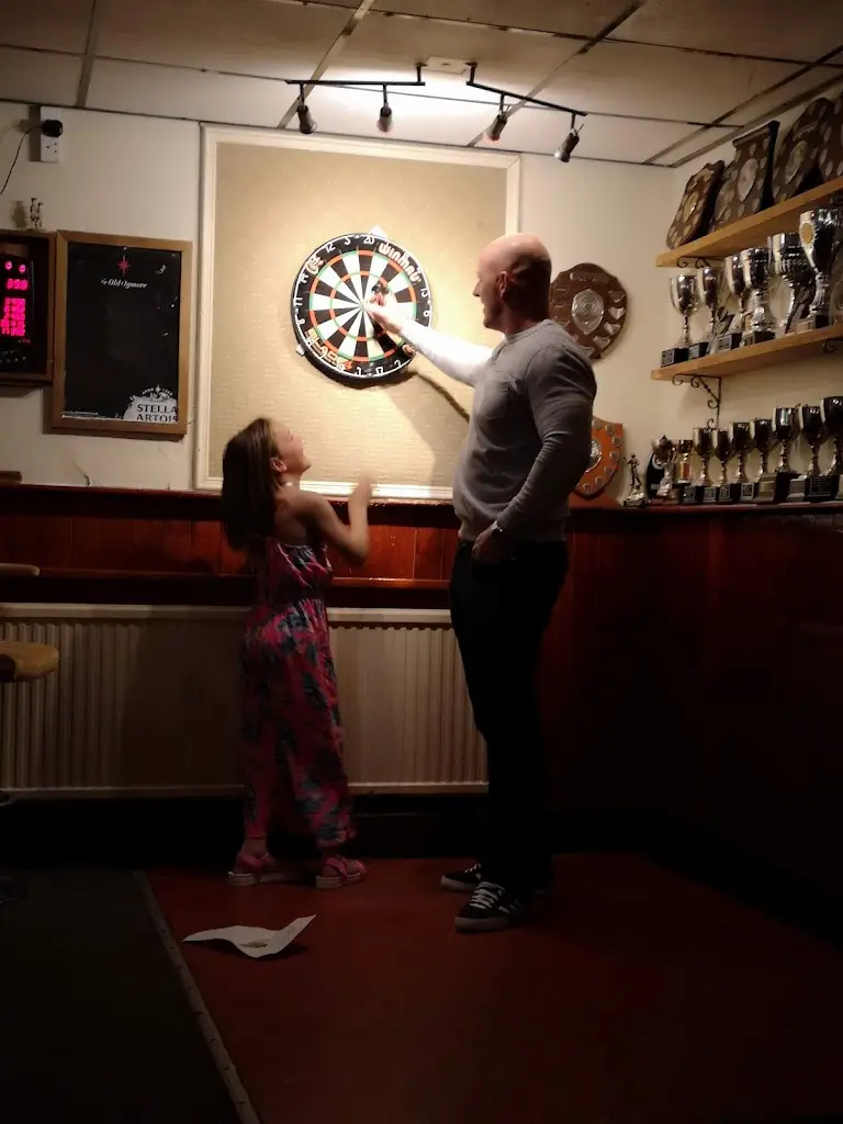 Ye Olde Ogmore_Gilfach Goch_slider_image_1