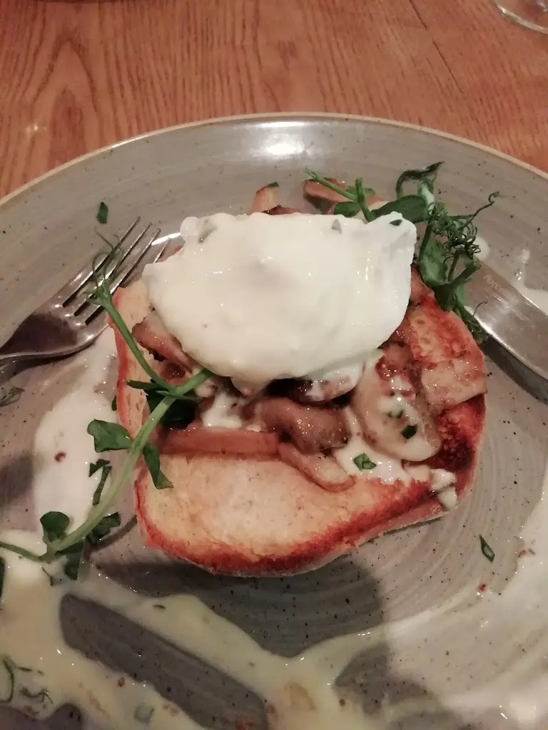 Menu_Rose & Crown_Goodwick_image_9