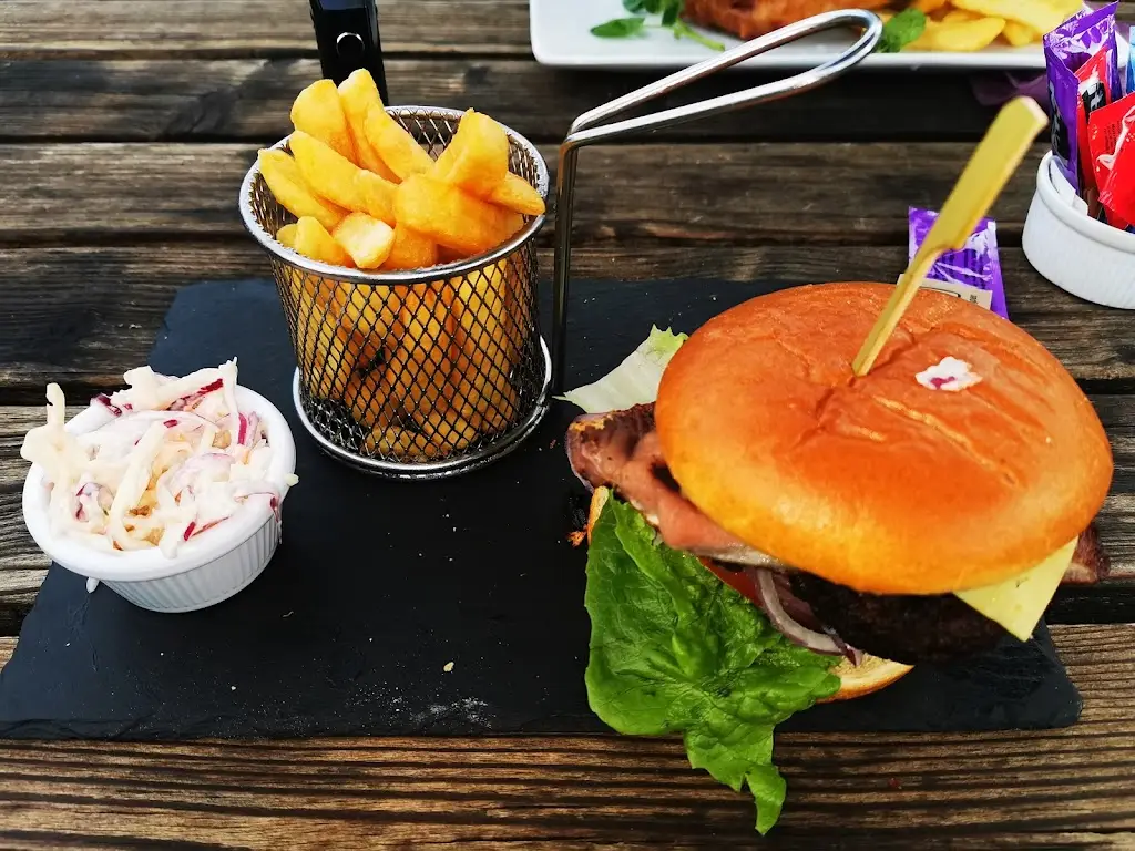 Menu_The Black Dog_Bishops Waltham_image_8