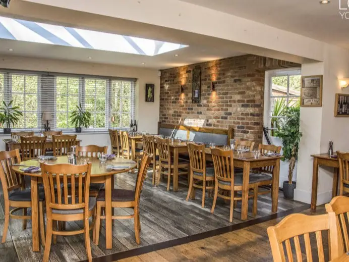 The Black Dog restaurant in Bishops Waltham