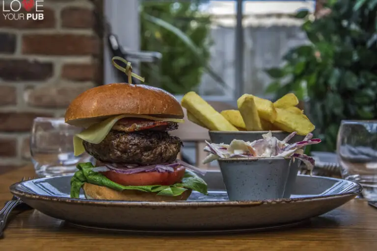 The Black Dog_Bishops Waltham_slider_image_2