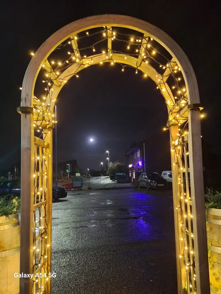 Pablo “Escobar”_Plough_Gresford_recensione