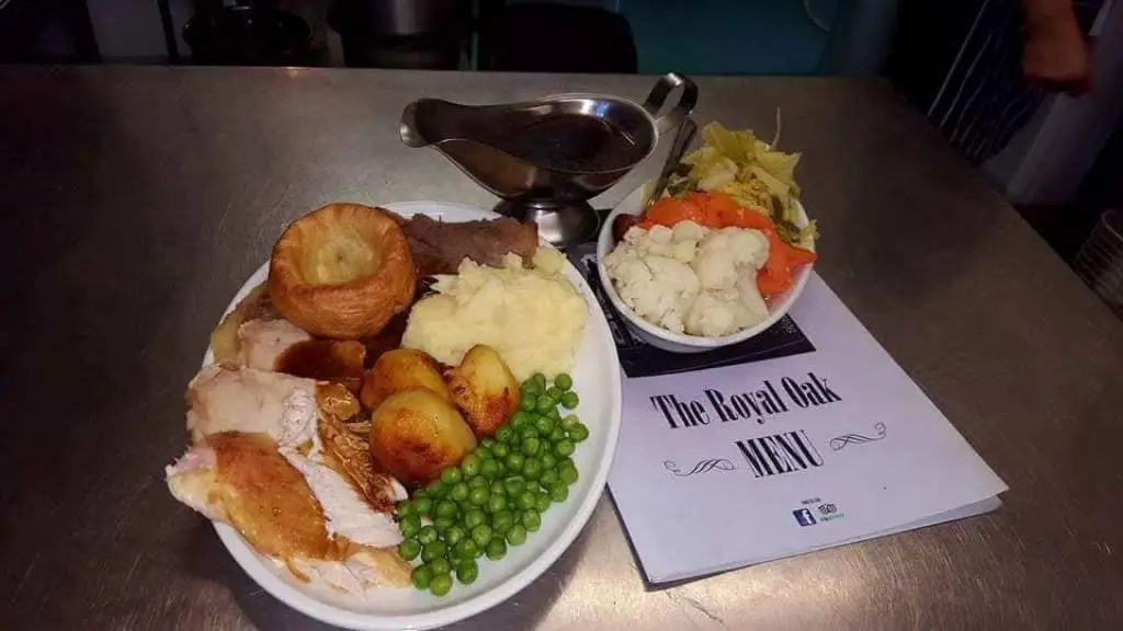 Ye Olde Royal Oak_Hengoed_slider_image_2