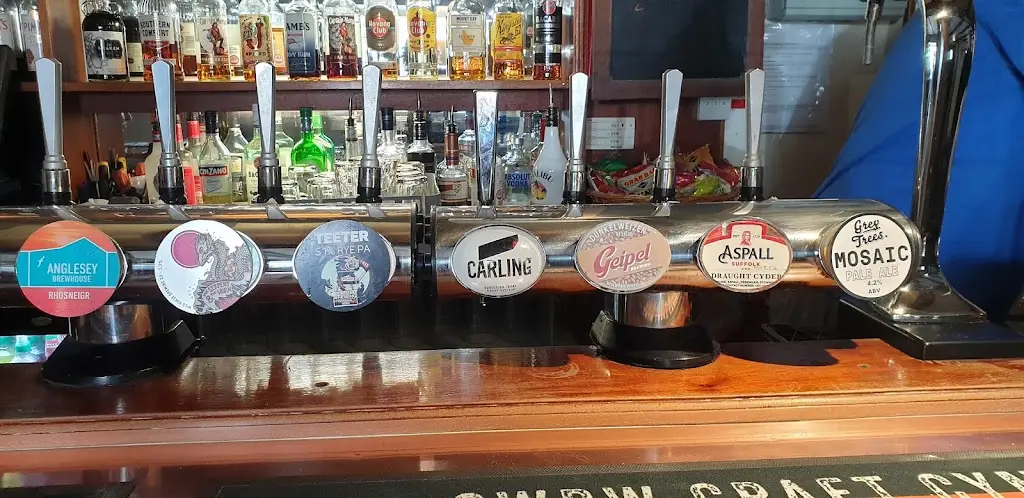 The Llindir Inn_Henllan_slider_image_1