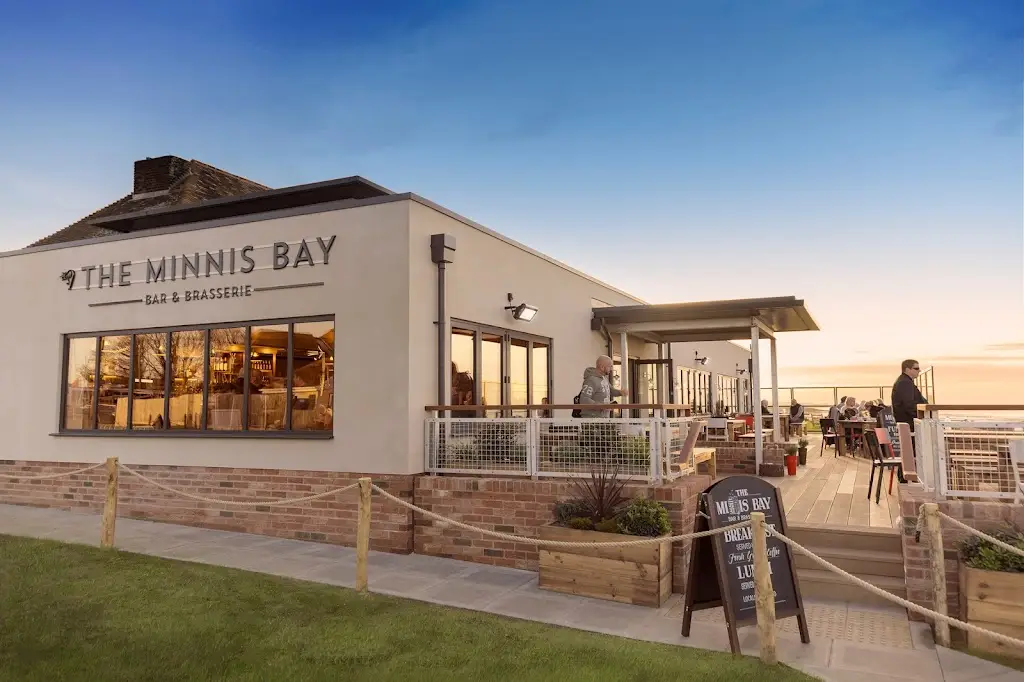 Minnis Bay Bar & Brasserie Restaurant in Birchington-on-Sea