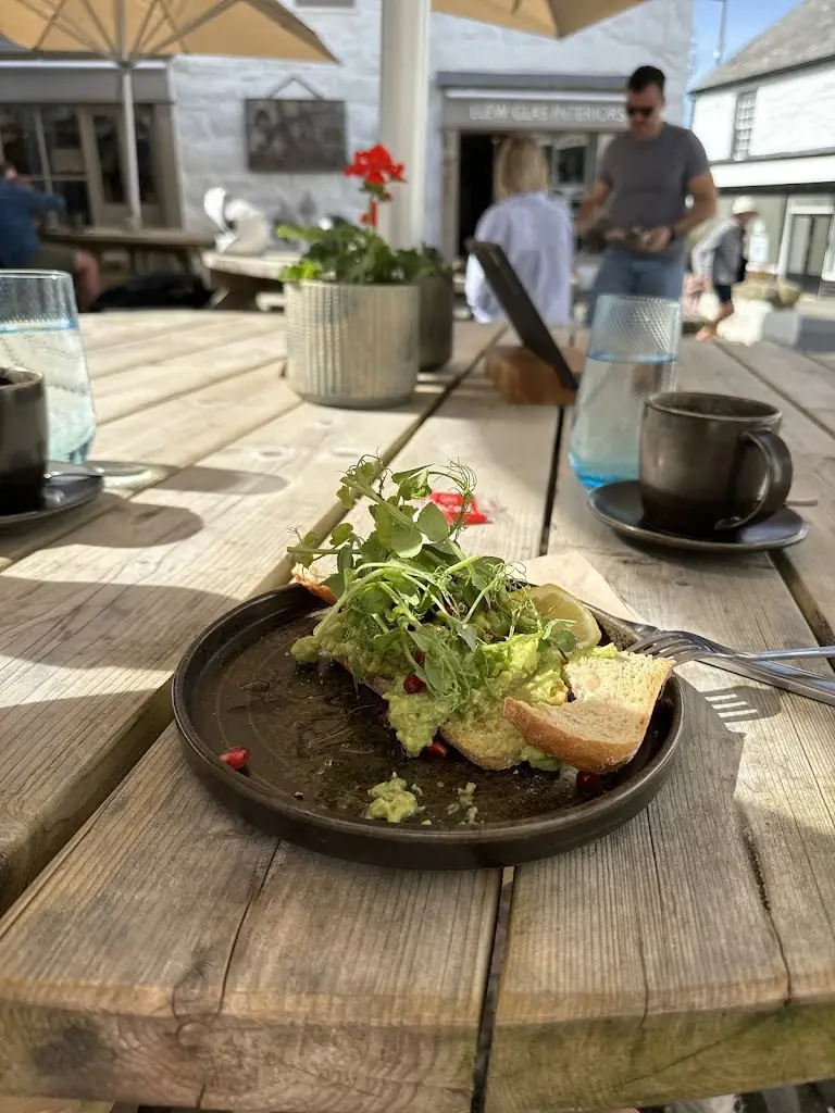 Menu_Caffi Llew Glas_Harlech_image_3