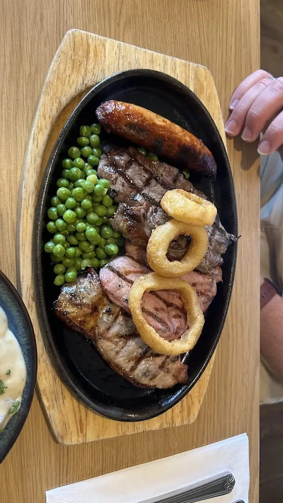 Louise Anderson_Seagers Restaurant_Grovesend_review