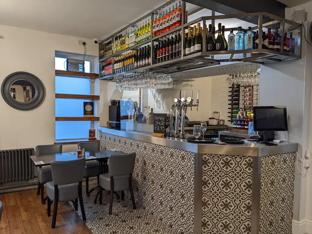 Seagers Restaurant_Grovesend_slider_image_1