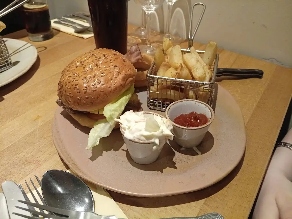 Menu_Kingsbridge Inn_Grovesend_image_5