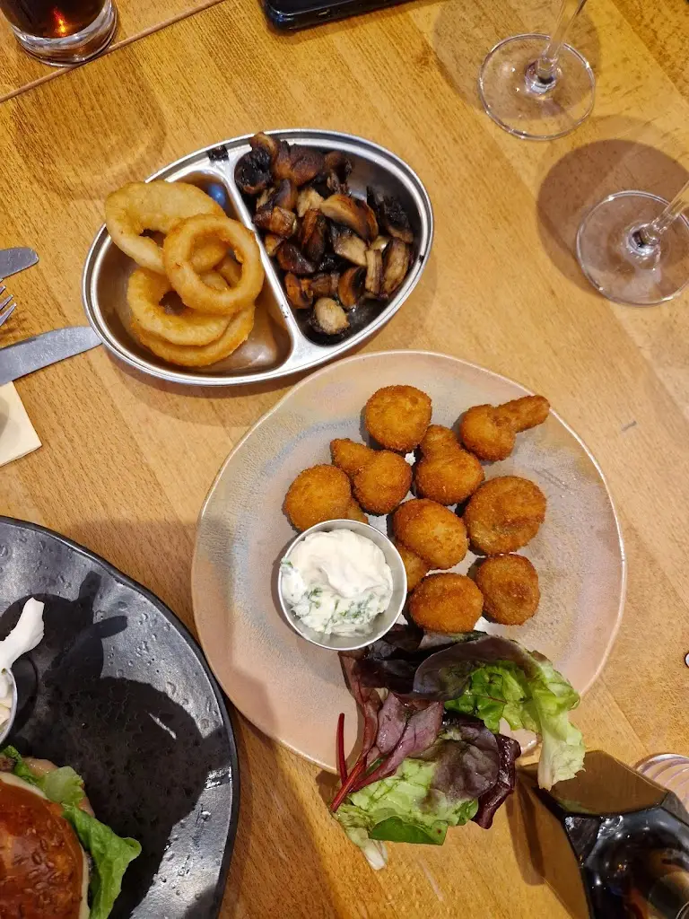 Menu_Kingsbridge Inn_Grovesend_image_9